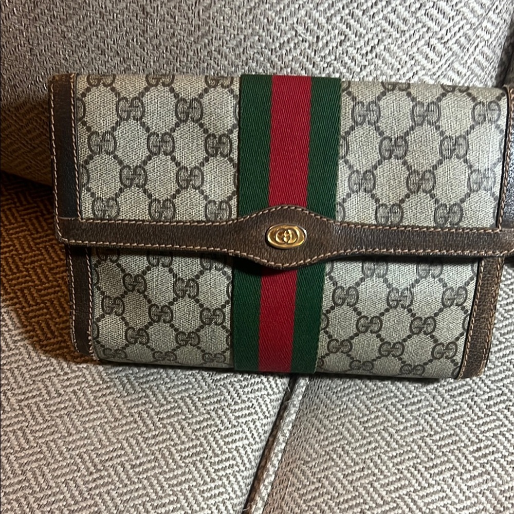 Gucci Brown and Green Clutch with Signature Stripe